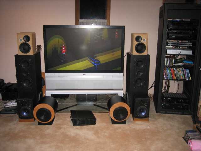 speakers2.jpg